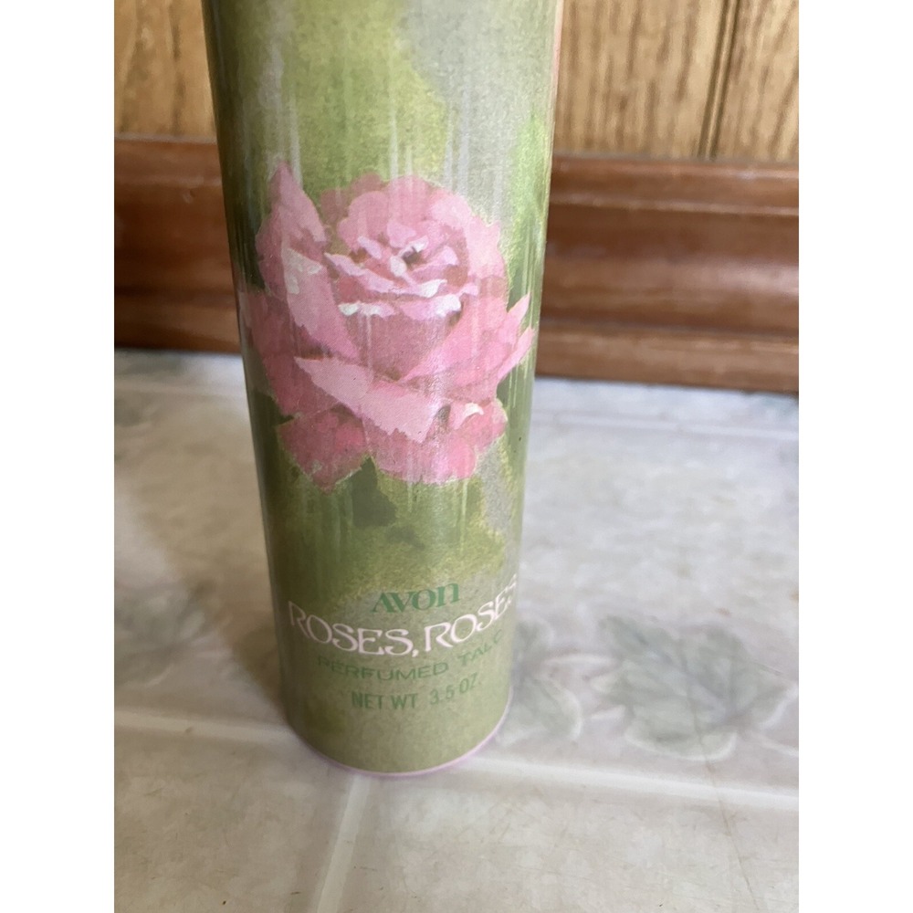 Vintage Avon Roses, Roses Perfumed‎ Talc - 3.5oz - New Old Stock